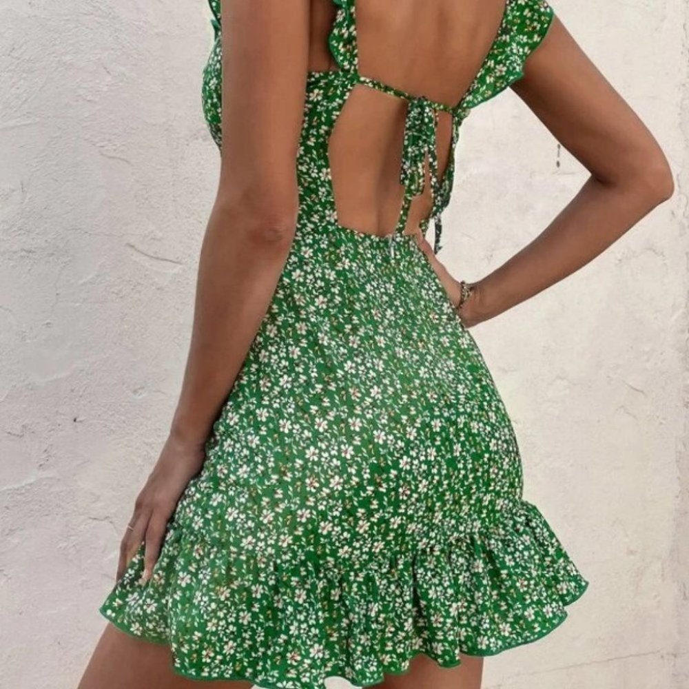 GREEN floral Print Ruffle Trim Backless Dress - Picture 4 of 8